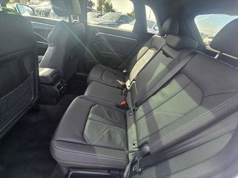 Certified 2024 Audi Q3 2.0T Premium Plus image 20