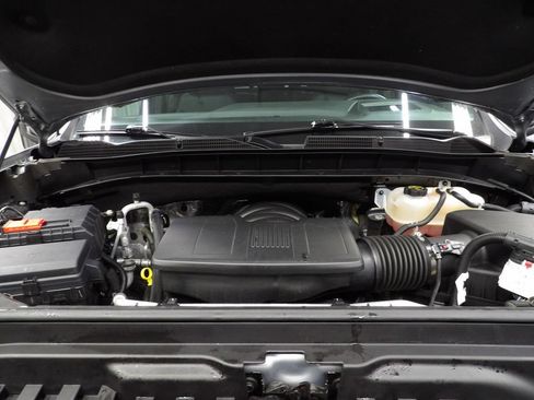 Used 2024 GMC Sierra 1500 AT4 w/ Technology Package AWD/4WD image 29