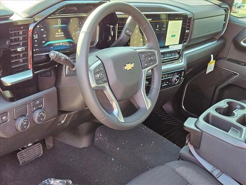 New 2026 Chevrolet Silverado 1500 LT image 3