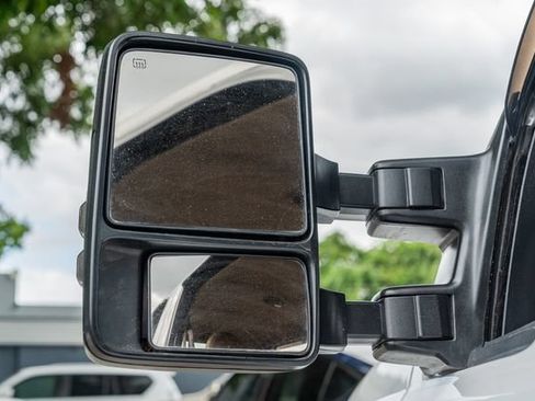 Used 2001 Ford F350 Lariat AWD/4WD image 14