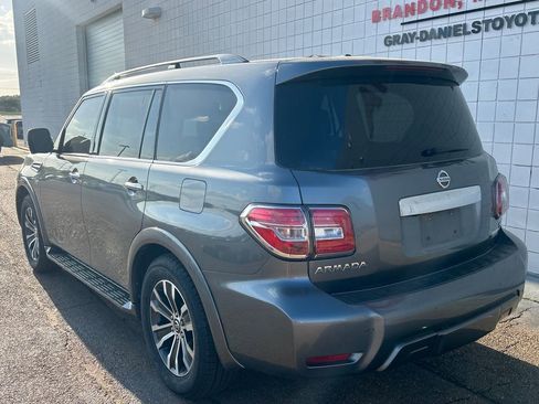 Used 2020 Nissan Armada SL image 5