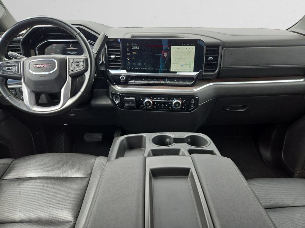 Used 2025 GMC Sierra 1500 SLT AWD/4WD image 10