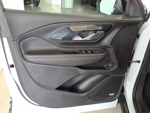 Used 2022 GMC Terrain AT4 w/ Infotainment Package II AWD/4WD image 10