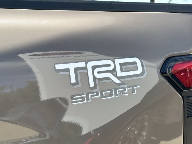 Used 2026 Toyota Tacoma TRD Sport w/ TRD Sport Upgrade Package RWD image 5