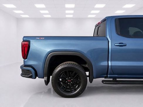 Used 2026 GMC Sierra 1500 Elevation w/ Elevation Premium Package AWD/4WD image 7