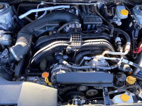 Used 2021 Subaru Crosstrek 2.5i Sport w/ Moonroof Package image 29