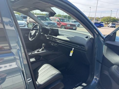Used 2025 Honda HR-V EX-L image 26