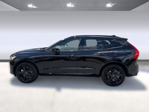 Used 2024 Volvo XC60 T8 Ultimate w/ Protection Package Premier AWD/4WD image 2