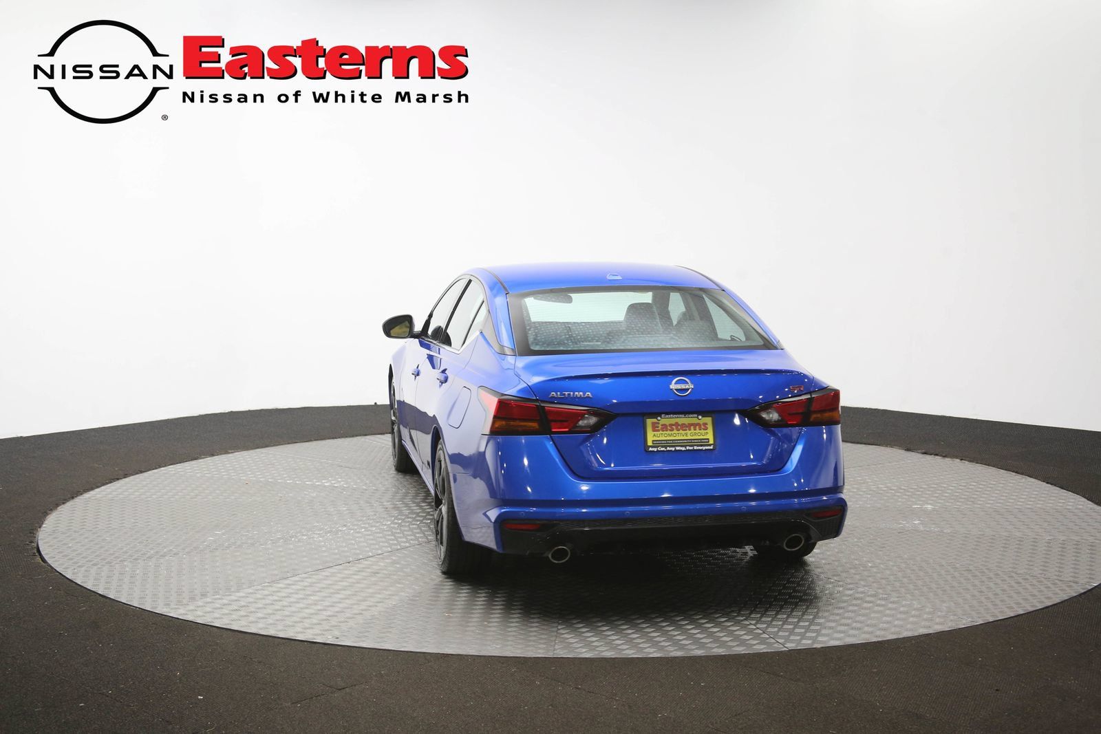 Used 2025 Nissan Altima 2.5 SR FWD image 37