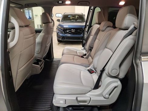 Used 2024 Honda Odyssey Touring image 26