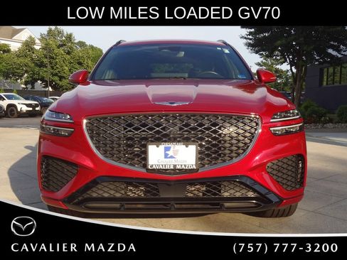 Used 2024 Genesis GV70 2.5T w/ Sport Prestige Package AWD/4WD image 7