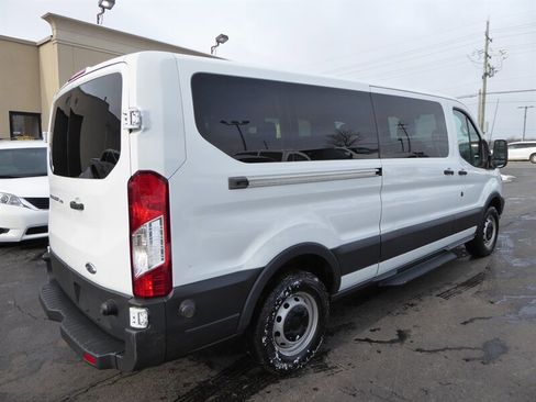 Used 2015 Ford Transit 350 XL image 7