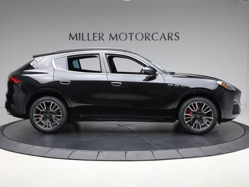 New 2025 Maserati Grecale GT image 8