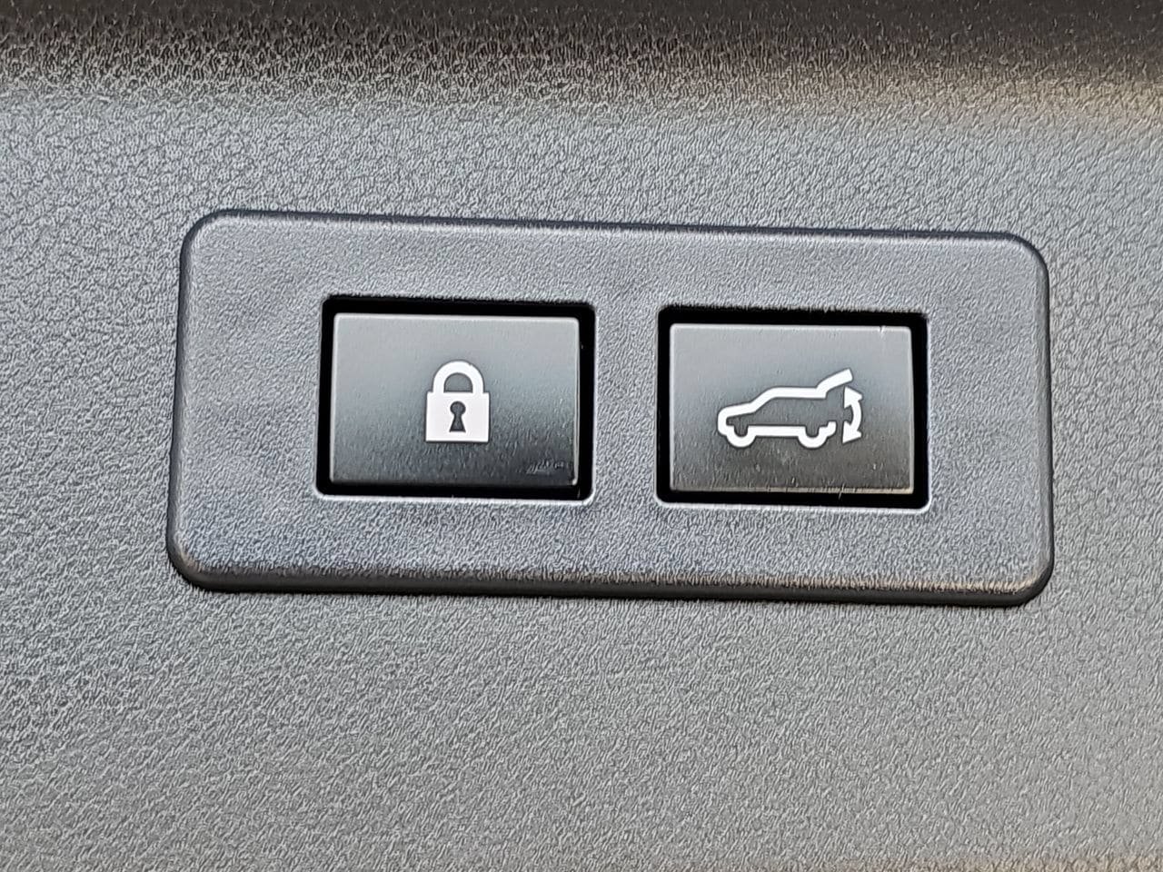 Certified 2025 Subaru Forester Premium AWD/4WD image 16