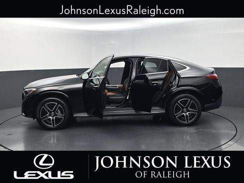 Used 2024 Mercedes-Benz GLC 300 4MATIC image 35