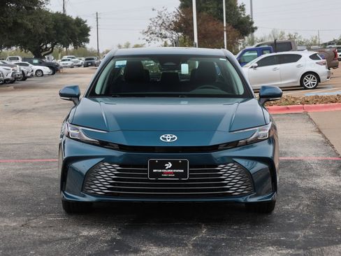 New 2026 Toyota Camry XLE image 3