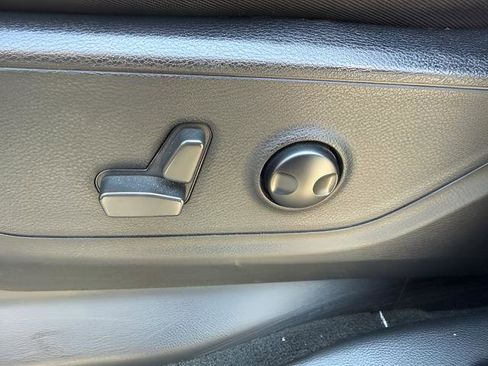 Used 2022 RAM 1500 Big Horn AWD/4WD image 20