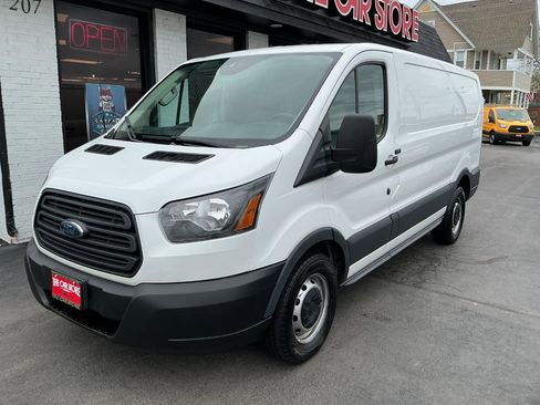 Used 2018 Ford Transit 150 130 Low Roof image 2