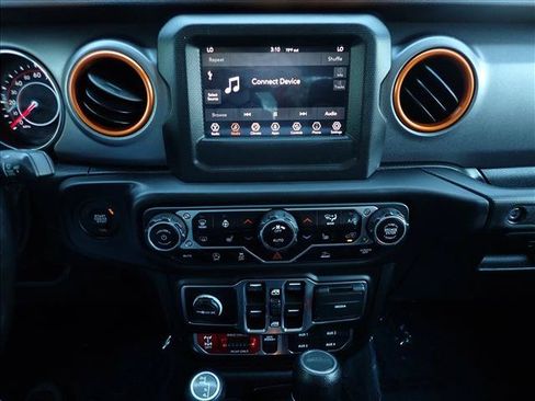Used 2021 Jeep Gladiator Mojave w/ LED Lighting Group AWD/4WD image 14