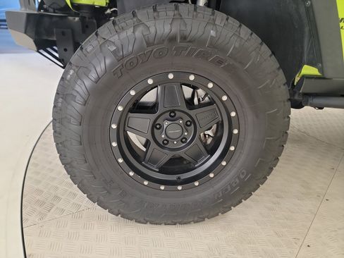 Used 2016 Jeep Wrangler Unlimited Sport w/ Quick Order Package 24S image 10