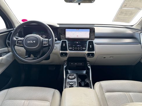 Used 2022 Kia Sorento SX AWD/4WD image 12