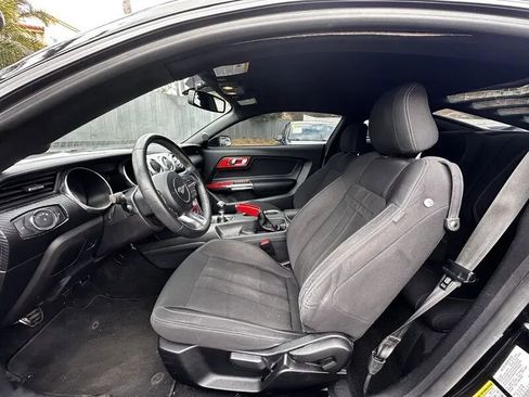 Used 2020 Ford Mustang GT RWD image 21