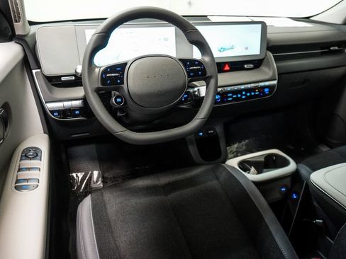 Used 2023 Hyundai Ioniq 5 SE RWD image 12