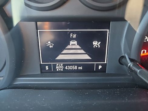 Used 2022 Chevrolet Silverado 1500 Custom Trail Boss image 9