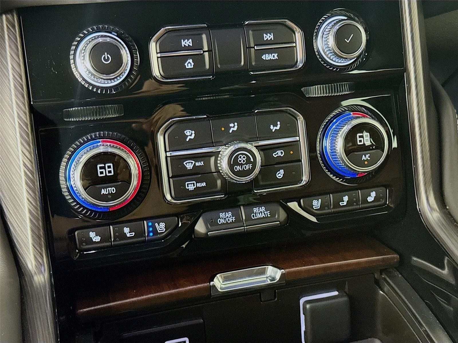 Used 2024 GMC Yukon Denali Ultimate AWD/4WD image 18