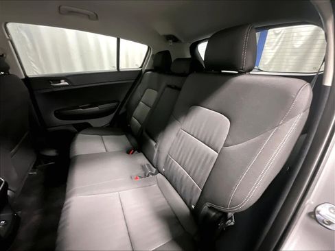 Used 2019 Kia Sportage LX image 15