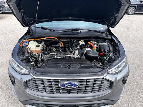 Used 2023 Ford Escape Active w/ Tech Pack #1 AWD/4WD image 11