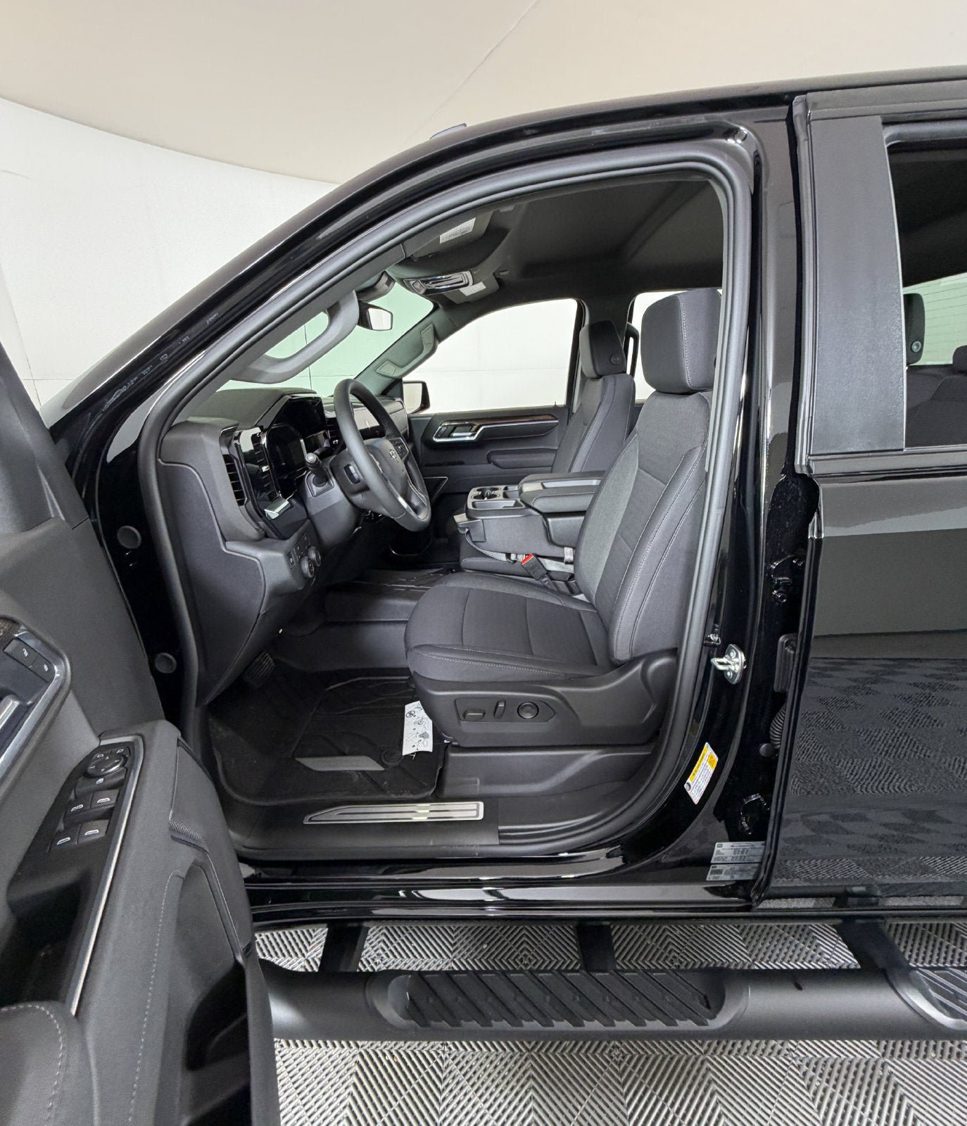 New 2026 Chevrolet Silverado 1500 RST w/ RST Select Package AWD/4WD image 8