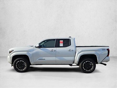 New 2025 Toyota Tacoma TRD Sport image 5