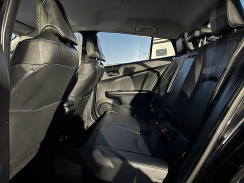 Used 2016 Toyota Prius Four Touring FWD image 22