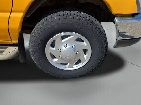 Used 2012 Ford E-250 and Econoline 250 w/ PWR Group RWD image 25