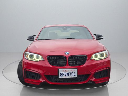 Used 2016 BMW M235i Coupe image 2