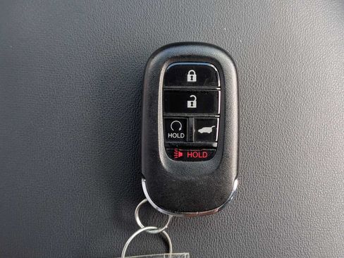 Certified 2026 Honda HR-V Sport image 32