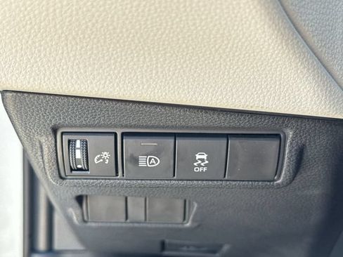 Used 2026 Toyota Corolla Cross L FWD image 29