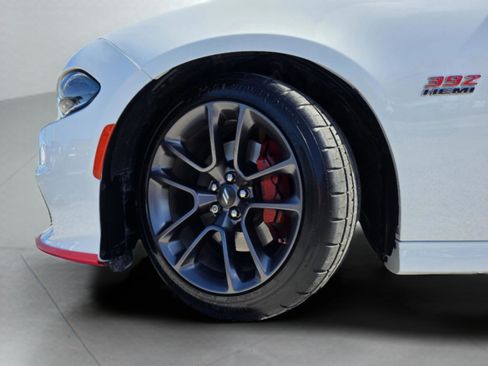 Used 2023 Dodge Charger Scat Pack w/ Technology Group RWD image 40