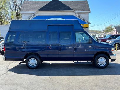 Used 2009 Ford E-350 and Econoline 350 XLT