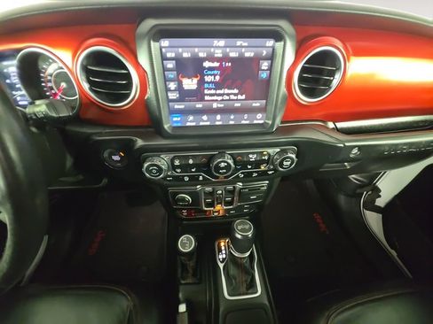 Used 2021 Jeep Wrangler Unlimited Rubicon AWD/4WD image 14
