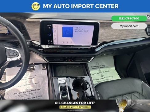 Used 2025 Volkswagen Atlas SEL Premium R-Line AWD/4WD image 20