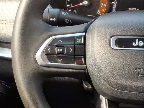 Used 2024 Jeep Compass Latitude AWD/4WD image 21