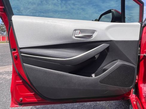 Used 2020 Toyota Corolla SE FWD image 13
