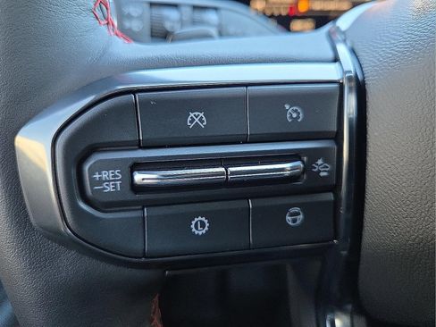 Used 2026 GMC Yukon AT4 Ultimate w/ LPO, Floor Liner Package image 18