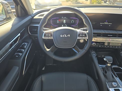 New 2025 Kia Telluride EX image 16