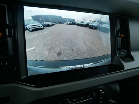 Used 2022 Ford Bronco Badlands image 29