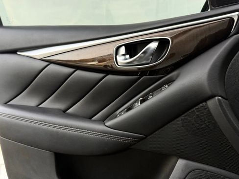 Used 2018 INFINITI Q50 Luxe w/ Cargo Package (L95) image 21