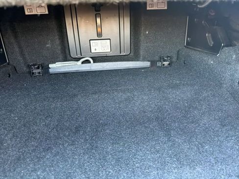 Used 2012 BMW Z4 sDrive28i image 11