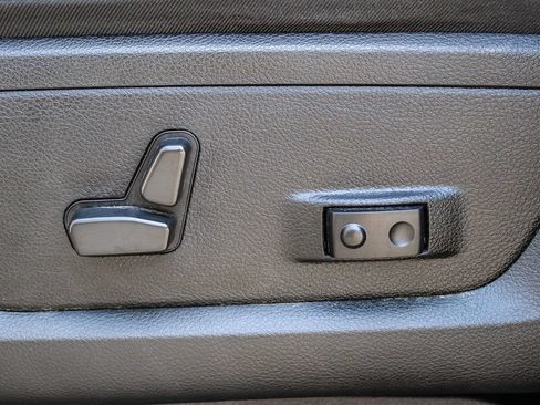 Used 2022 RAM 2500 Limited AWD/4WD image 26